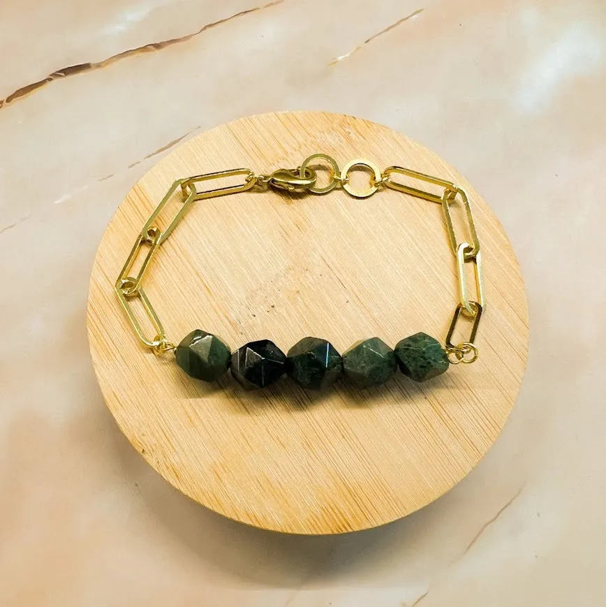 Abacus Braclet: Paperclip Chain and Gemstone