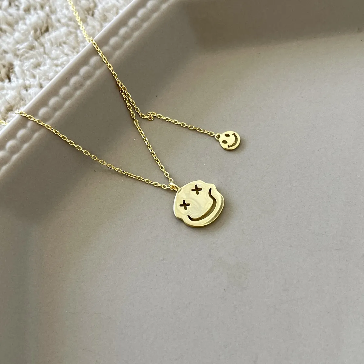 Double Happy Face Pendant Necklace - Gold