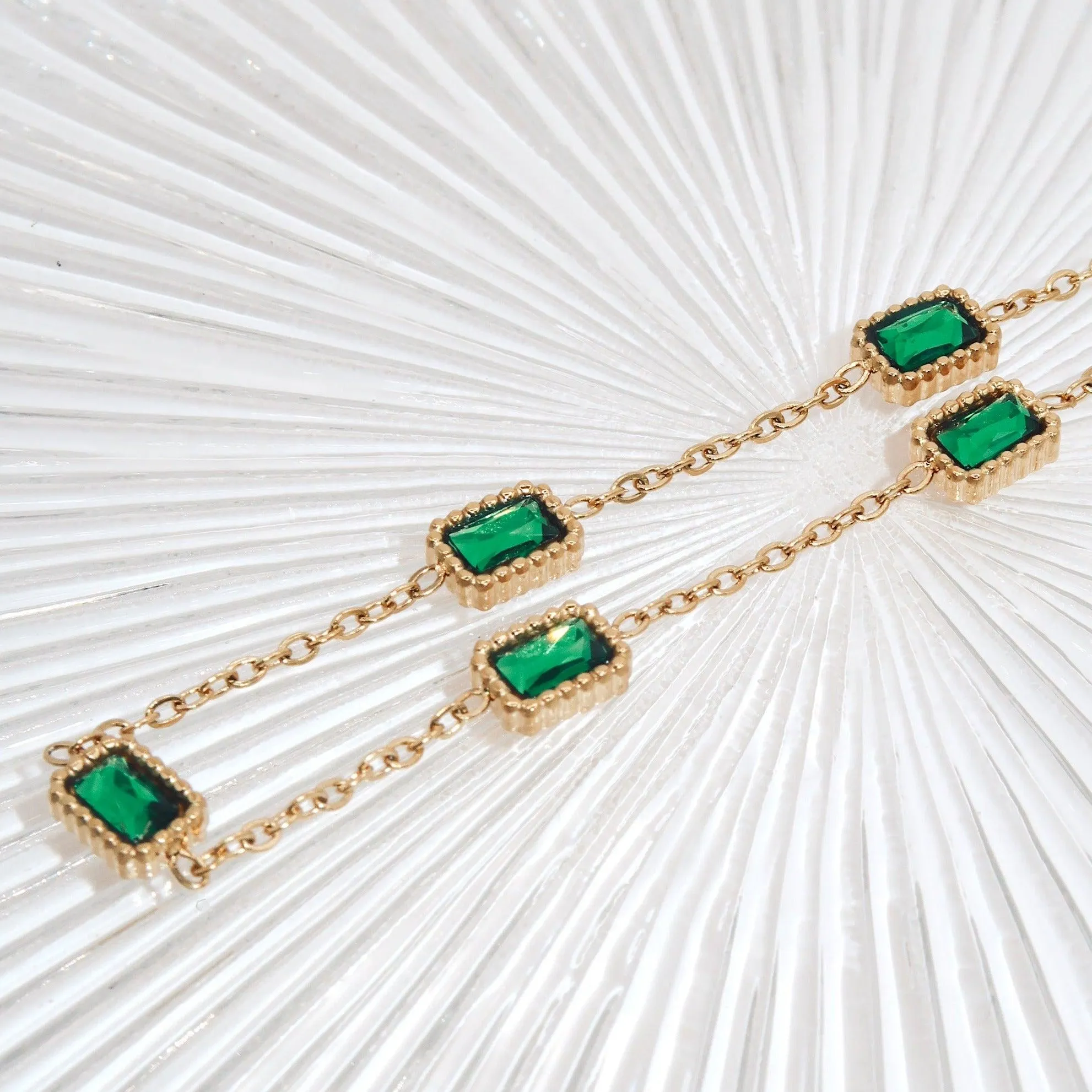 FARAH - Dainty Emerald Bracelet