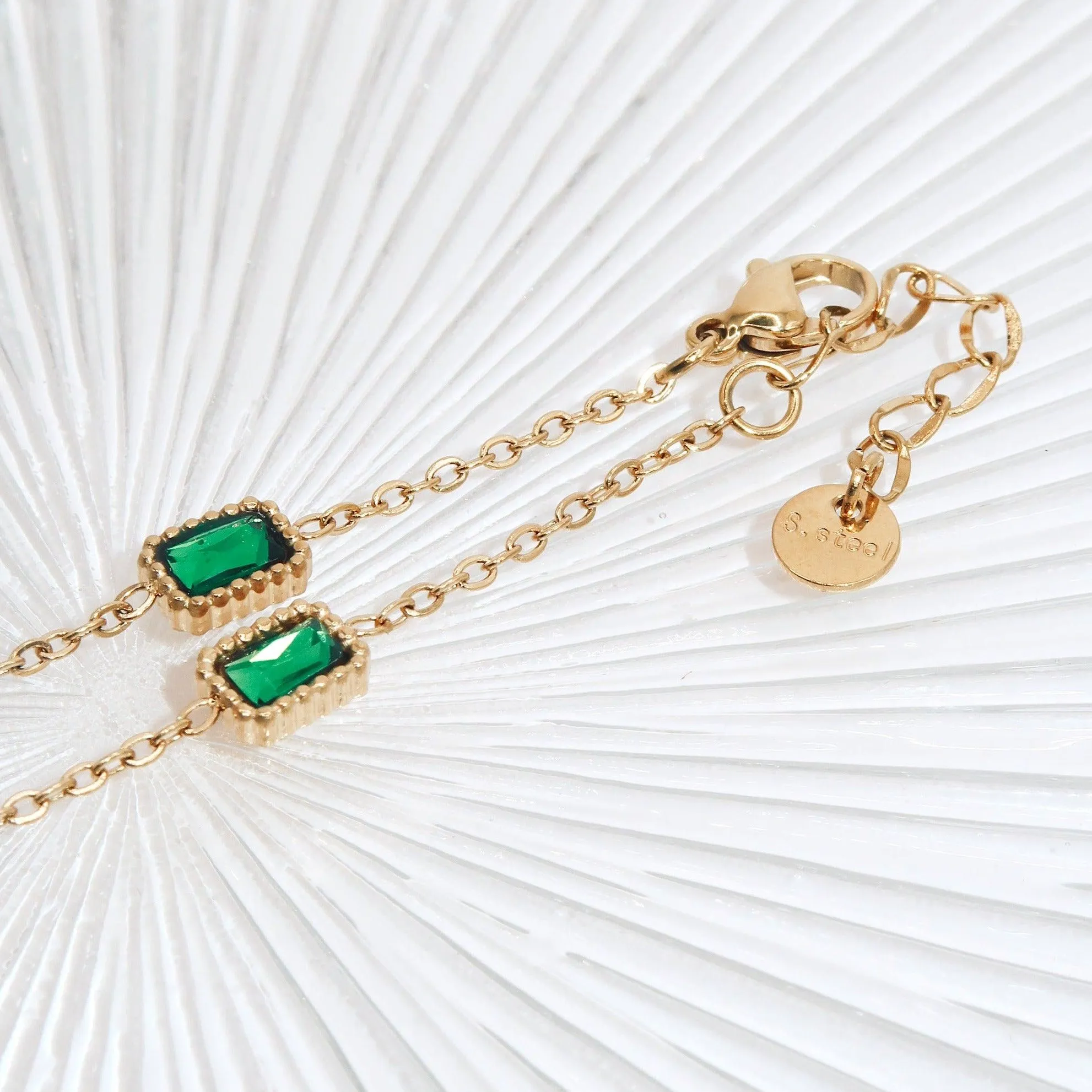 FARAH - Dainty Emerald Bracelet
