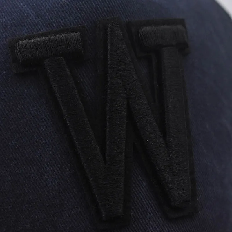 Fashion Women Men Mesh Baseball Cap Male Lady Breathable W Embroidery Snapback Hats Unisex Trucker Hats Cap For Women Men