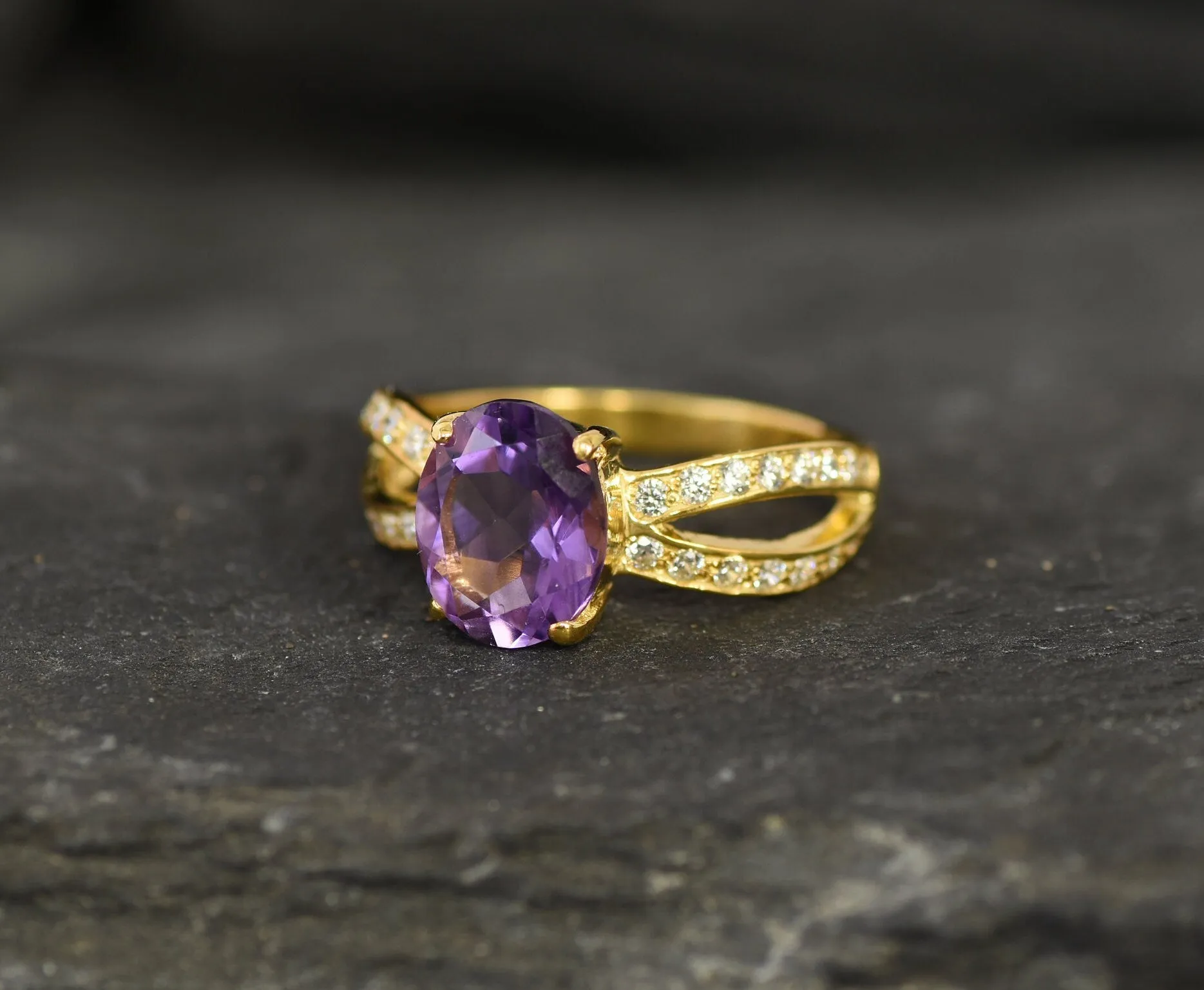 Gold Amethyst Ring - Vintage Amethyst Ring - Purple Solitaire Ring