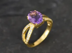 Gold Amethyst Ring - Vintage Amethyst Ring - Purple Solitaire Ring
