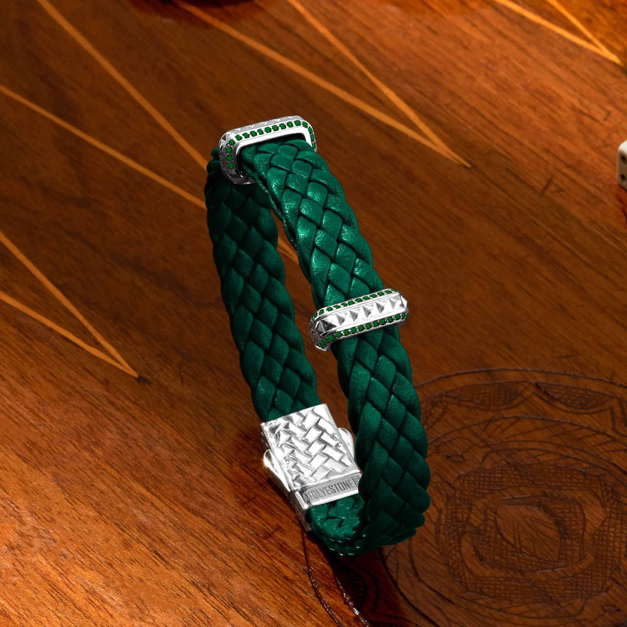 Iconic Emerald Elements Leather Bracelet