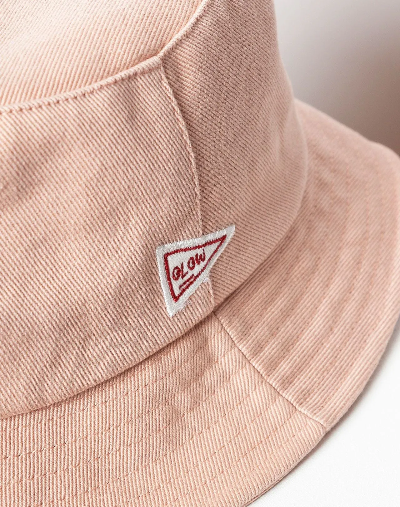 ROBERT - PINK