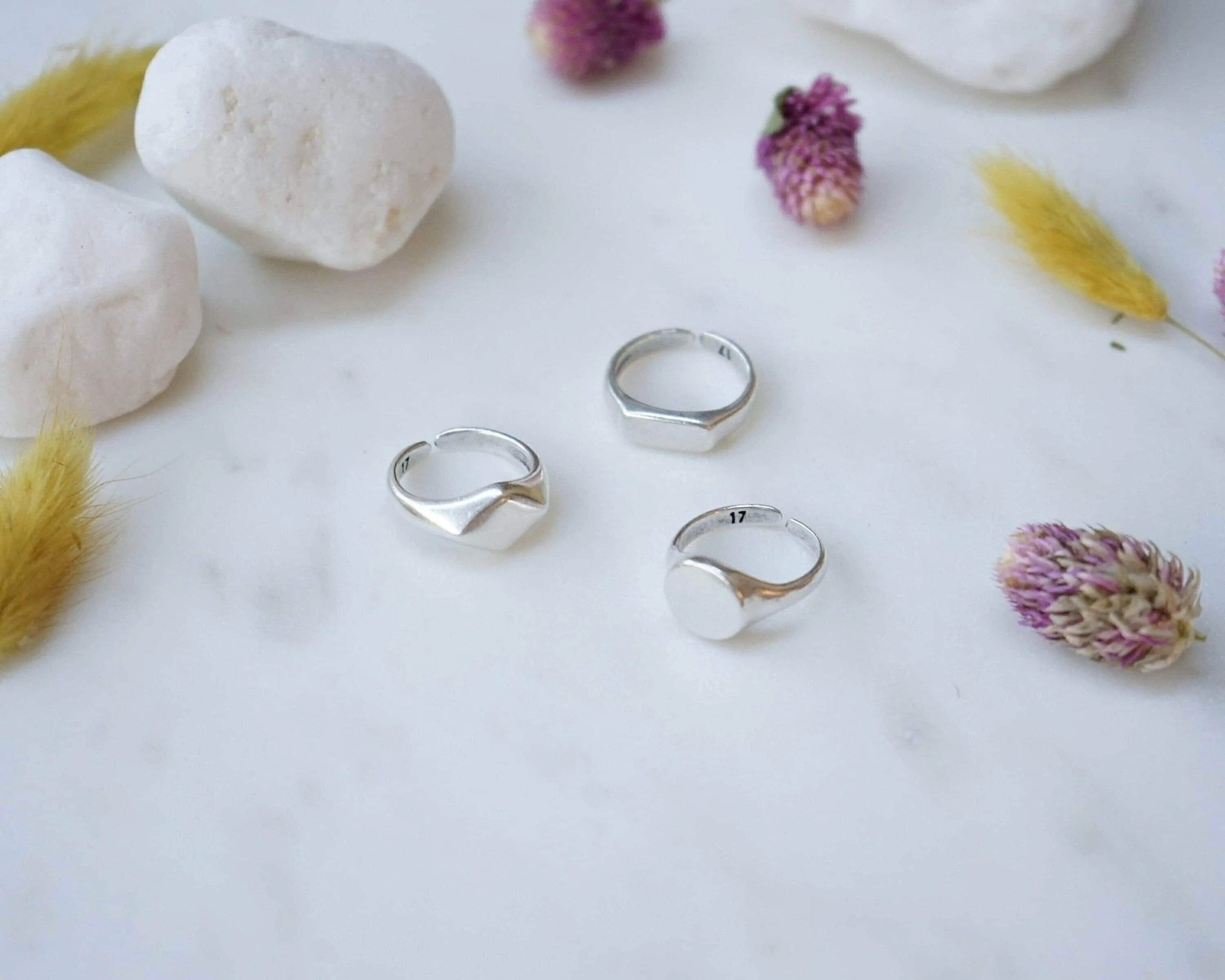 Silver Classic Rhombus Signet Ring