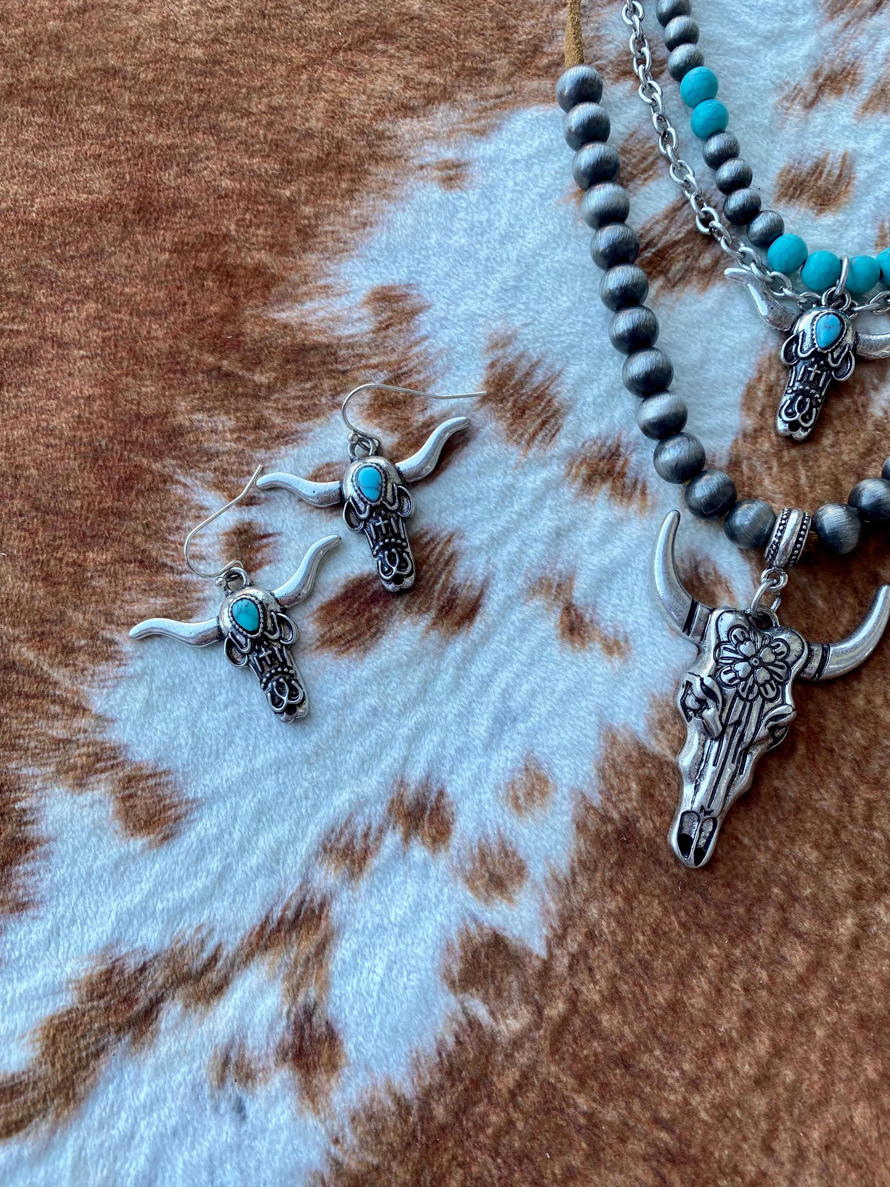 Steer Head Layered Necklace Set