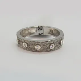 Textured Gold Band With 5 Diamonds White Gold 14K
